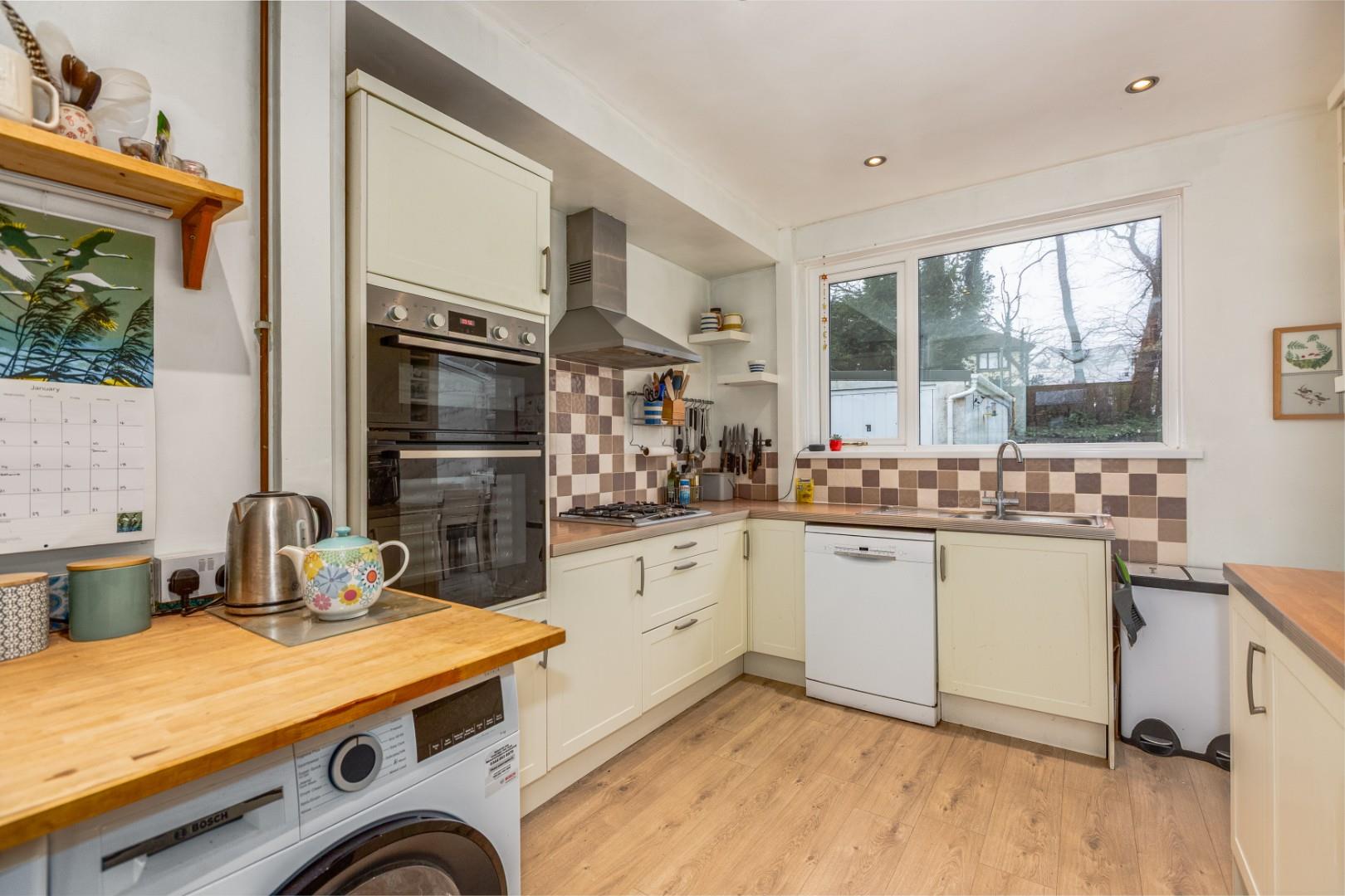 Green Close, Mayals, Swansea, SA3 5DW